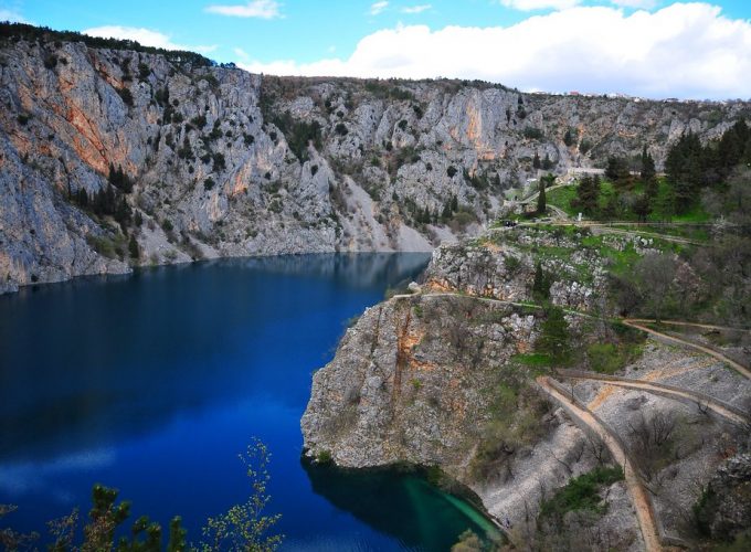 red and blue lake and winery visit imotski