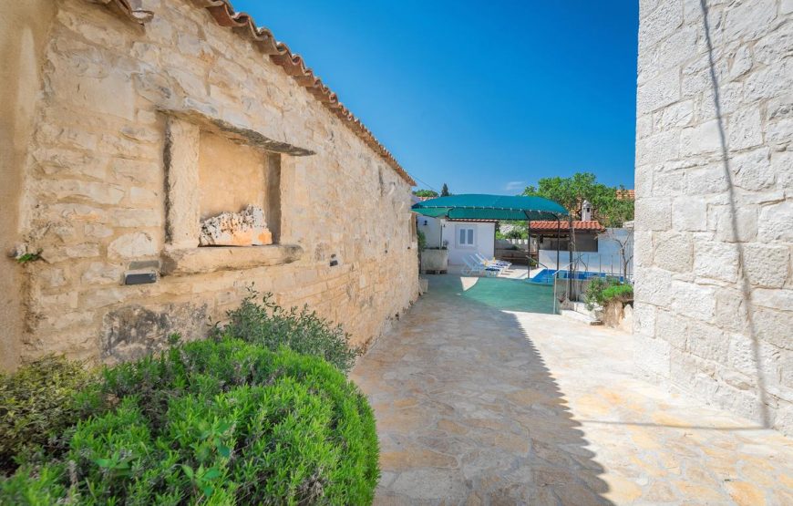 Croatia Brac Postira stone villa for rent