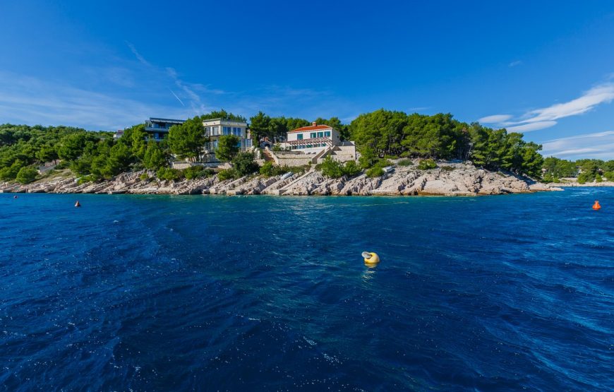 Croatia Brac Seafront stone villa for rent