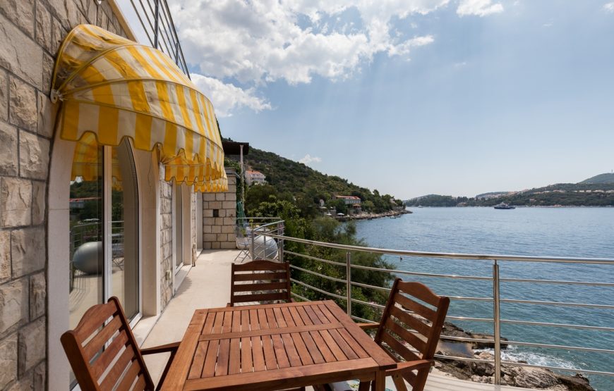 Croatia Dubrovnik Lozica Beachfront villa for rent