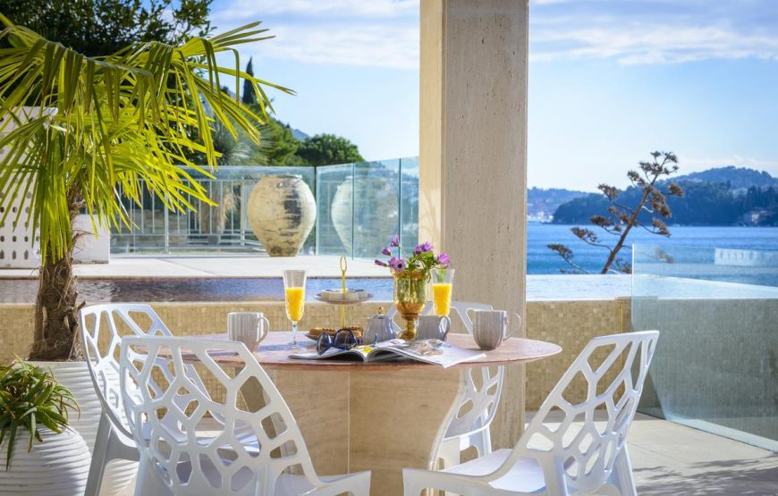 Louer une villa de luxe avec piscine au bord de la mer en région de Dubrovnik