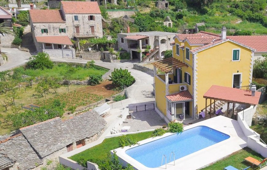 Croatia Island Brac villa with pool for rent