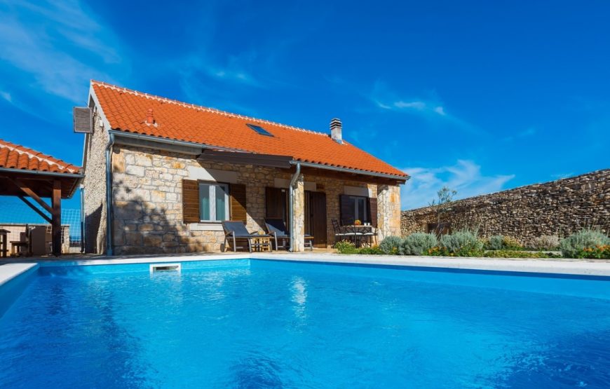 Croatia Sibenik area stone villa with pool for rent