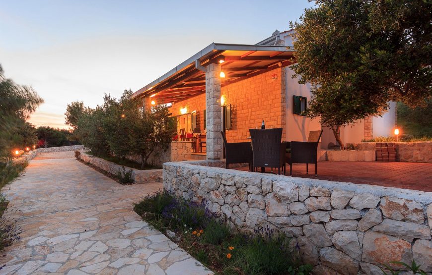 Croatia Trogir Ciovo Island waterfront villa for rent