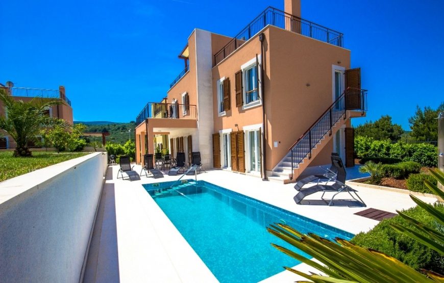 Croatia Brac island Pool villa complex for rent
