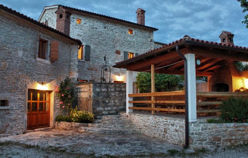 Croatia Istria Large Stone villa with pool rent
