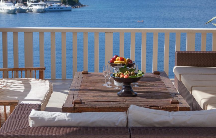 Croatia Dubrovnik Ston area Waterfront villa for rent