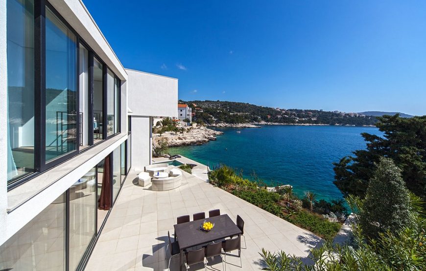 Croatia Primosten Luxury villa with private beach access for rent