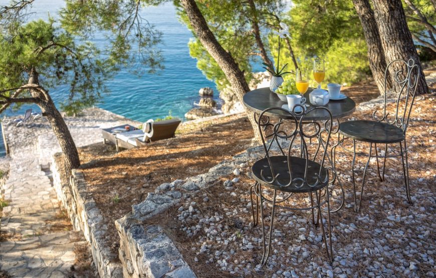 Croatia Primosten Seafront villa for rent