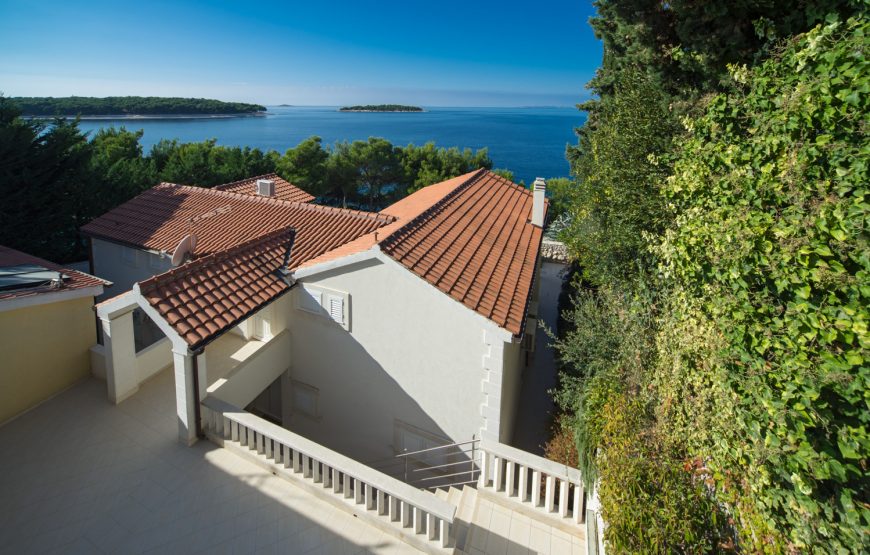 Croatia Primosten Seafront villa for rent