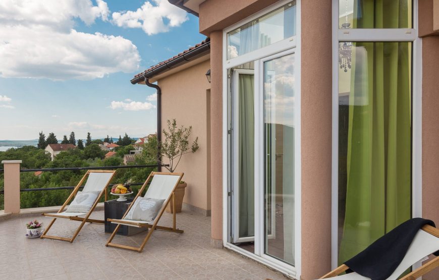 Croatia Sibenik Bilice Villa for rent in greenery