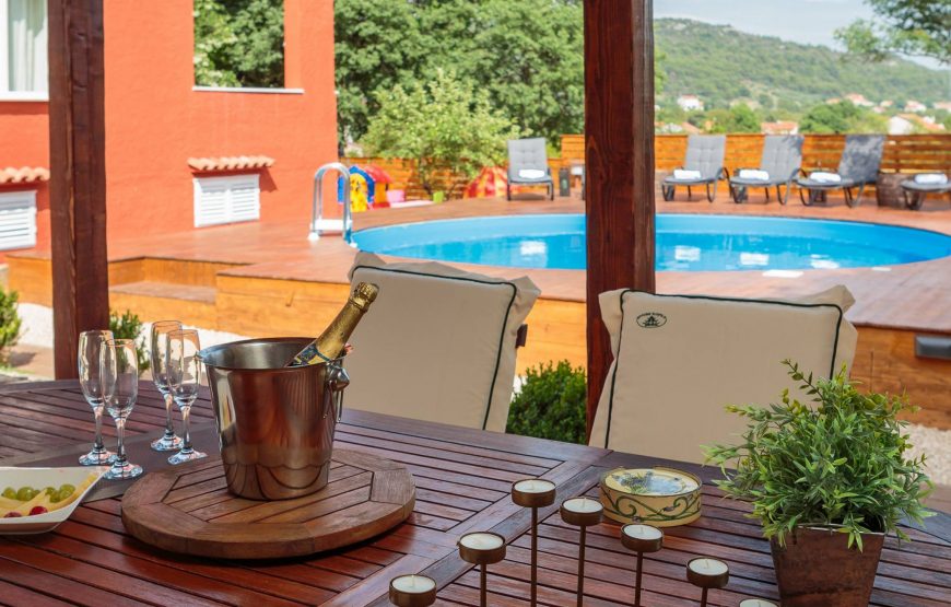 Croatia Sibenik area villa with pool for rent