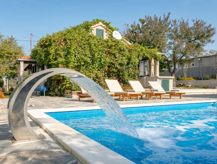 Croatia Split area stone villa for rent