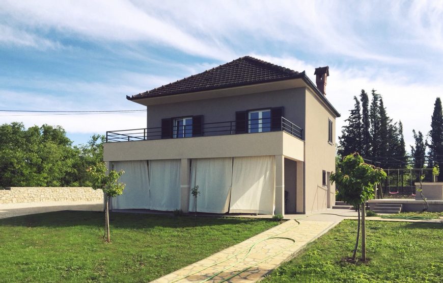 Croatia Zadar area Spacious villa for rent