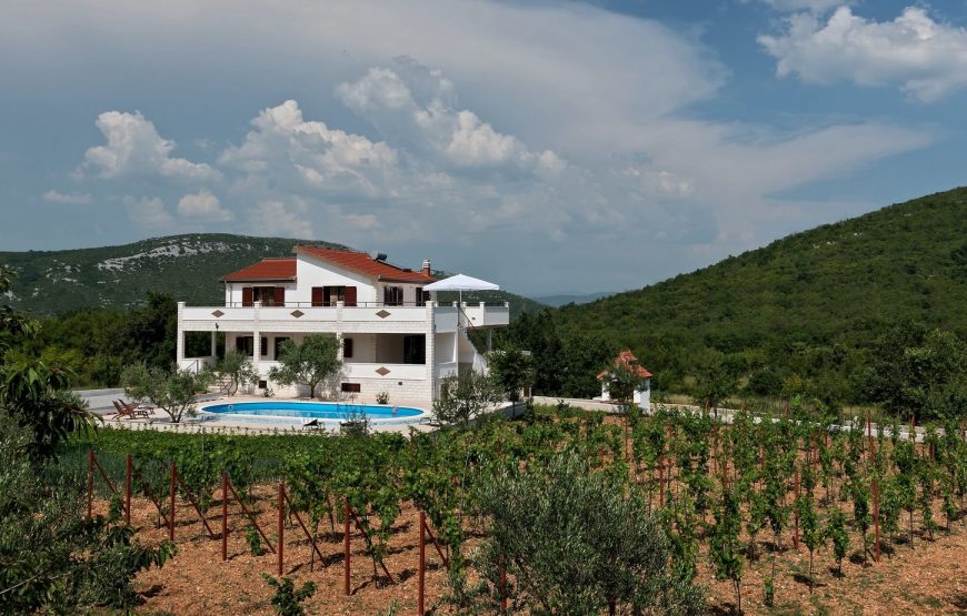 Croatia Trogir Countryside villa with pool for rent