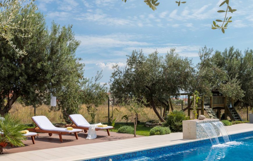Croatia Trogir Kastela villa with pool rent