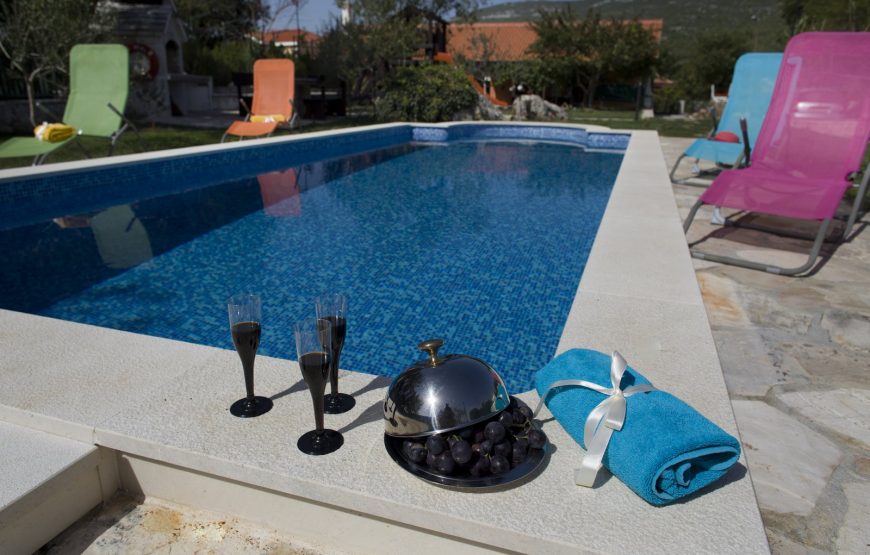 Croatia Trogir area Villa with pool for rent
