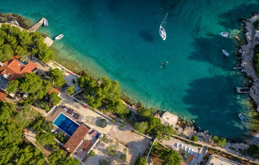 Croatia island Brac Beachfront Stone villa for rent