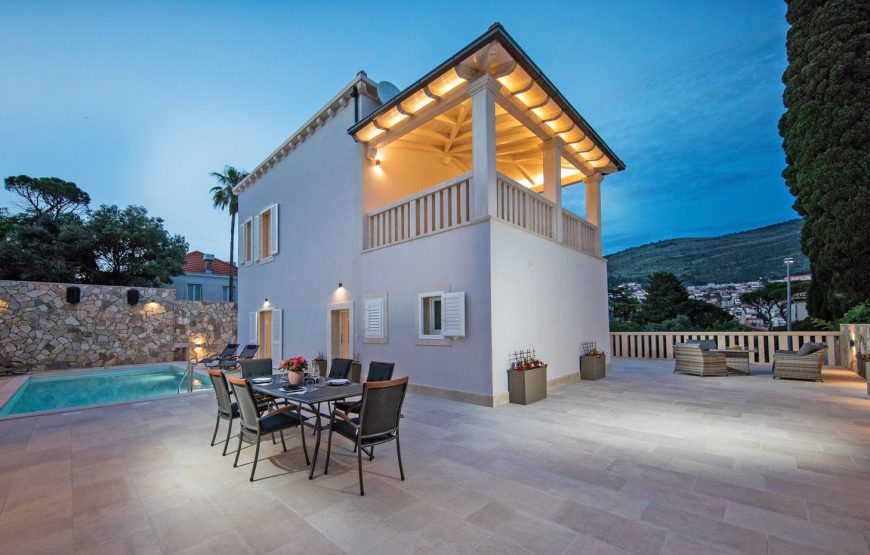 Croatia Dubrovnik Luxury villa with parking for rent