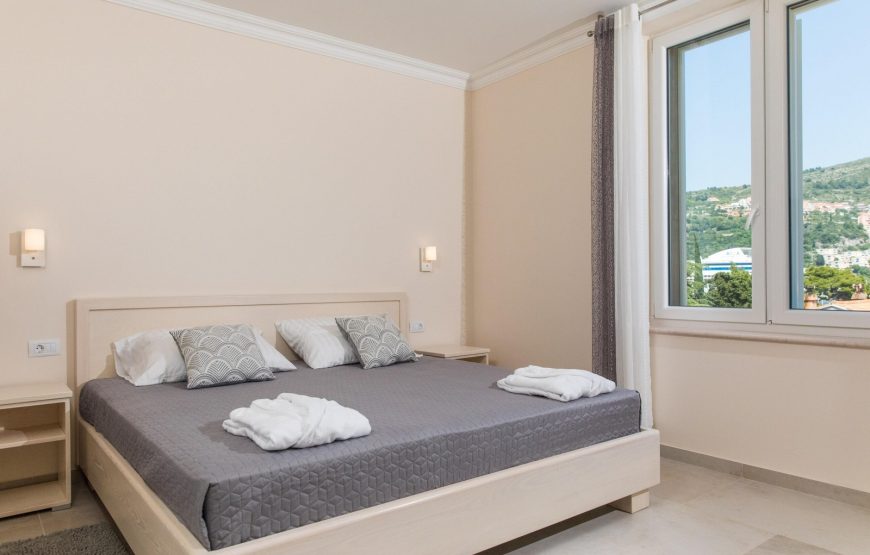 Croatia Dubrovnik Luxury villa with parking for rent