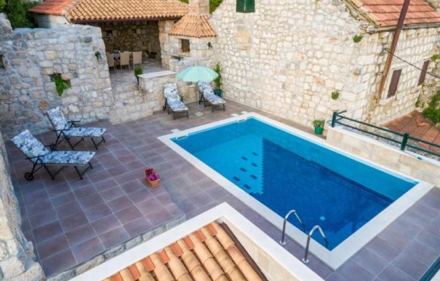 Croatia Cavtat area stone villa with pool rent