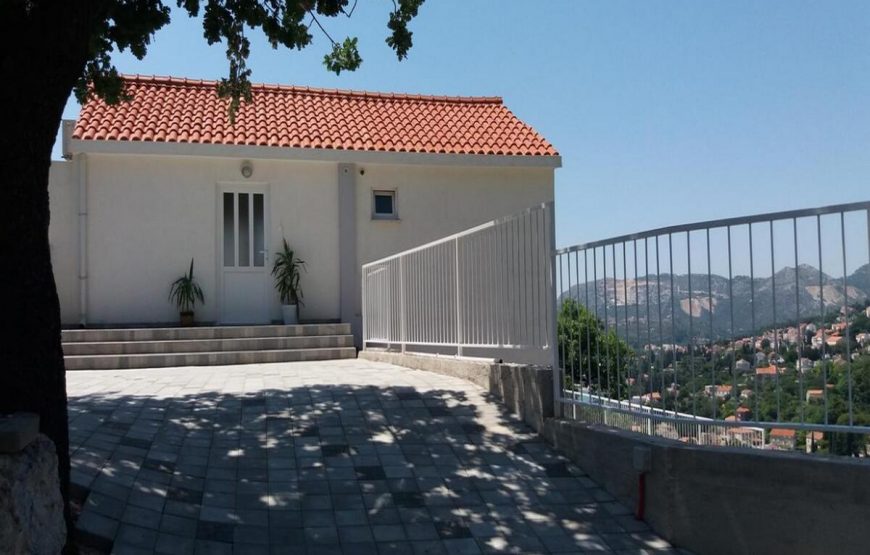 Croatia Dubrovnik Mlini sea view villa with pool rent