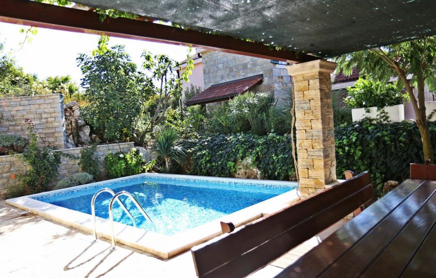 Croatia island Brac Praznica Stone villa with pool rent