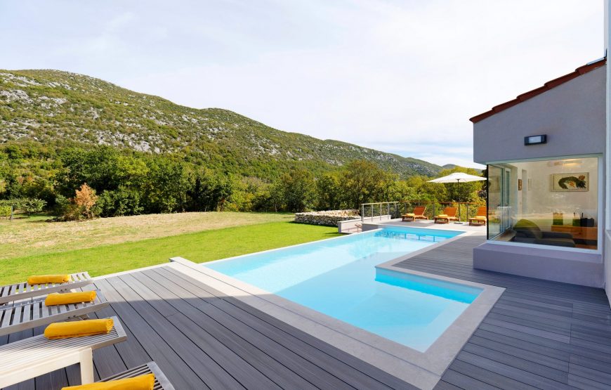 Croatia Makarska Riviera secluded villa for rent